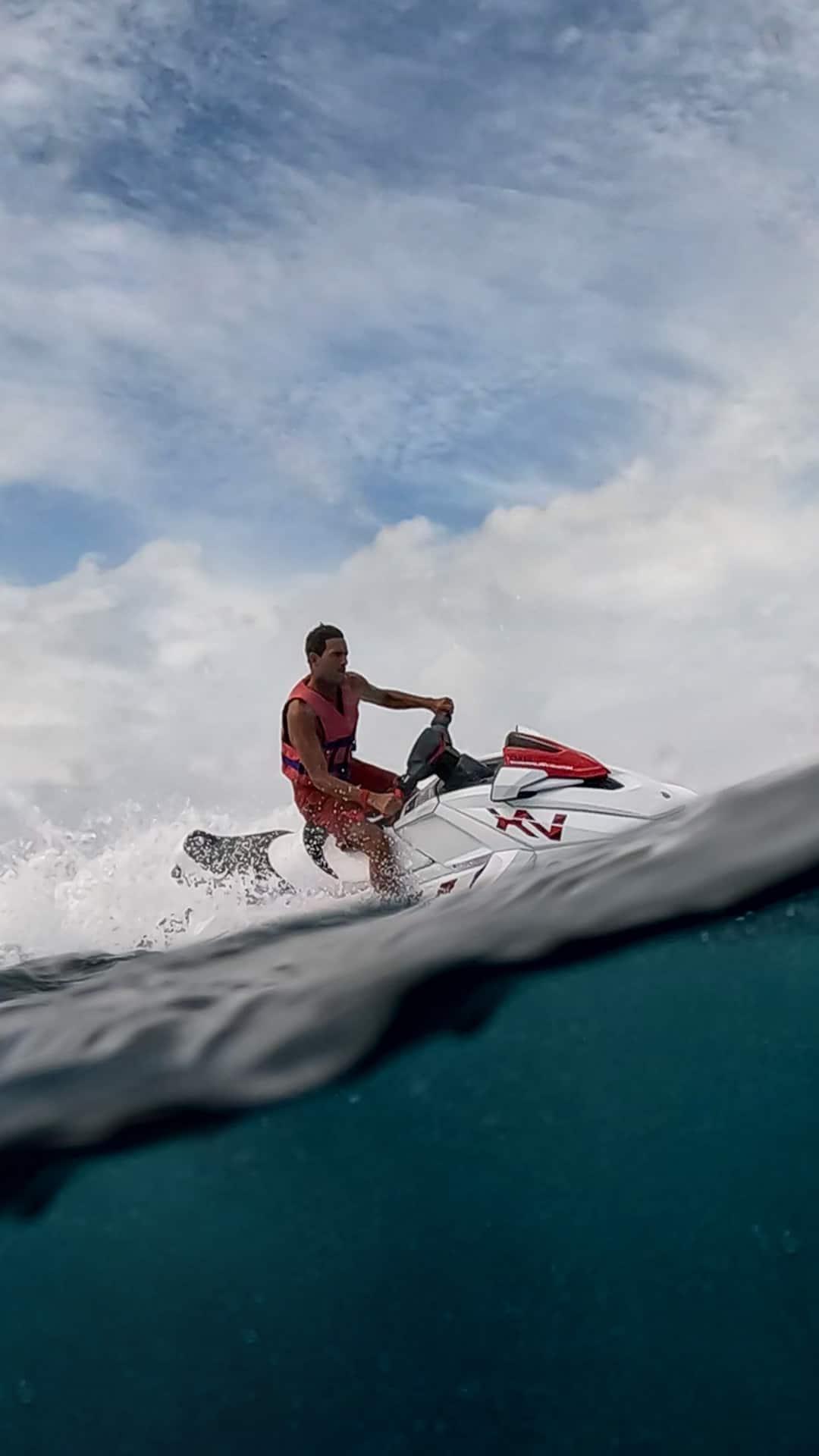 Dh-Ihuru-Experiences-Resort-Activities-Thumbnail