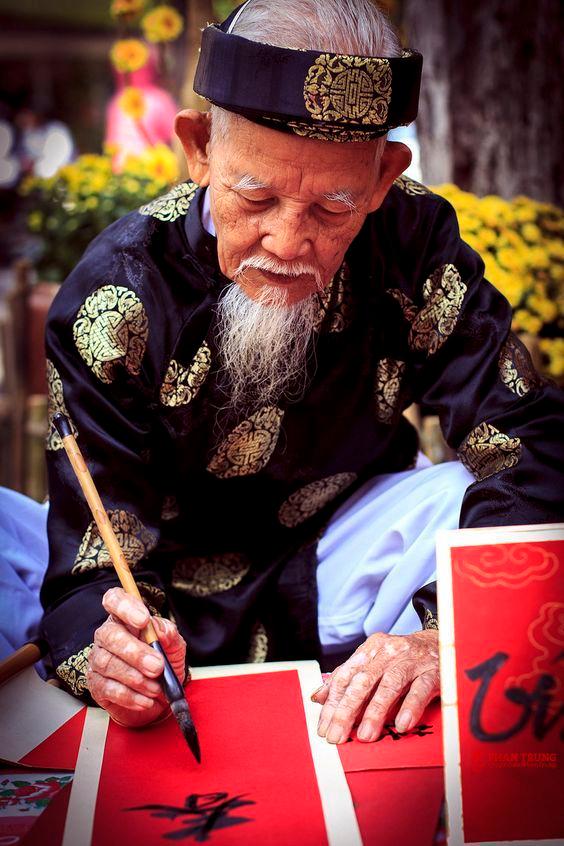 calligraphy and parallels written by elder teacher to wish for success and wisdom